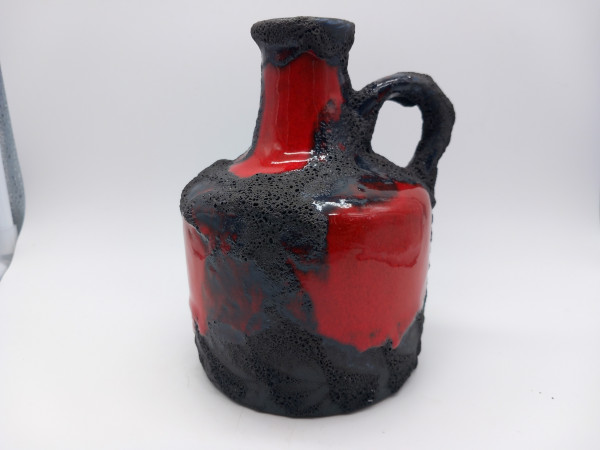 Marei ceramic jug vase pitcher black red 70s design fat lava WGP Designclassics24